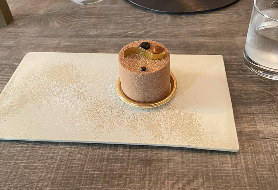 Horyuのケーキ ノワゼット シトロン